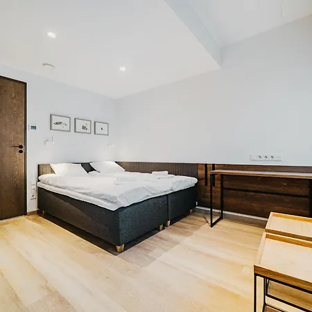 Lurich Residences Апарт-отель Таллин