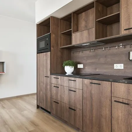 Lurich Residences アパートホテル