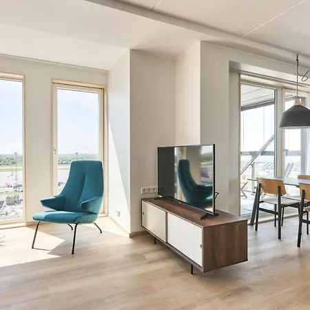 Ξενοδοχείο με διαμερίσματα Lurich Residences