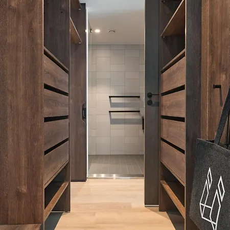 Lurich Residences 4*